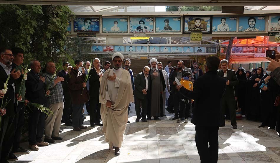 اعزام خانواده شهدا،جانبازان و ایثارگران استان قم